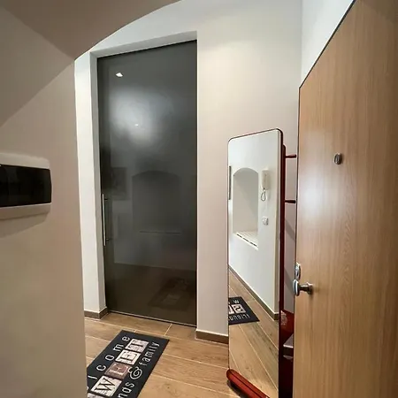 Chloe 루보디풀리아